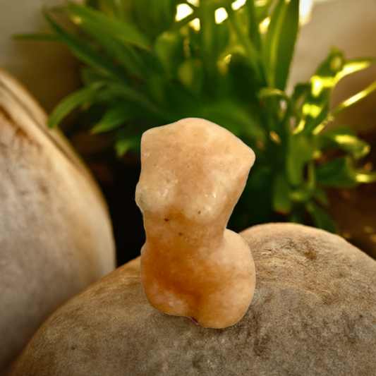 Sunstone Feminine Torso Carving